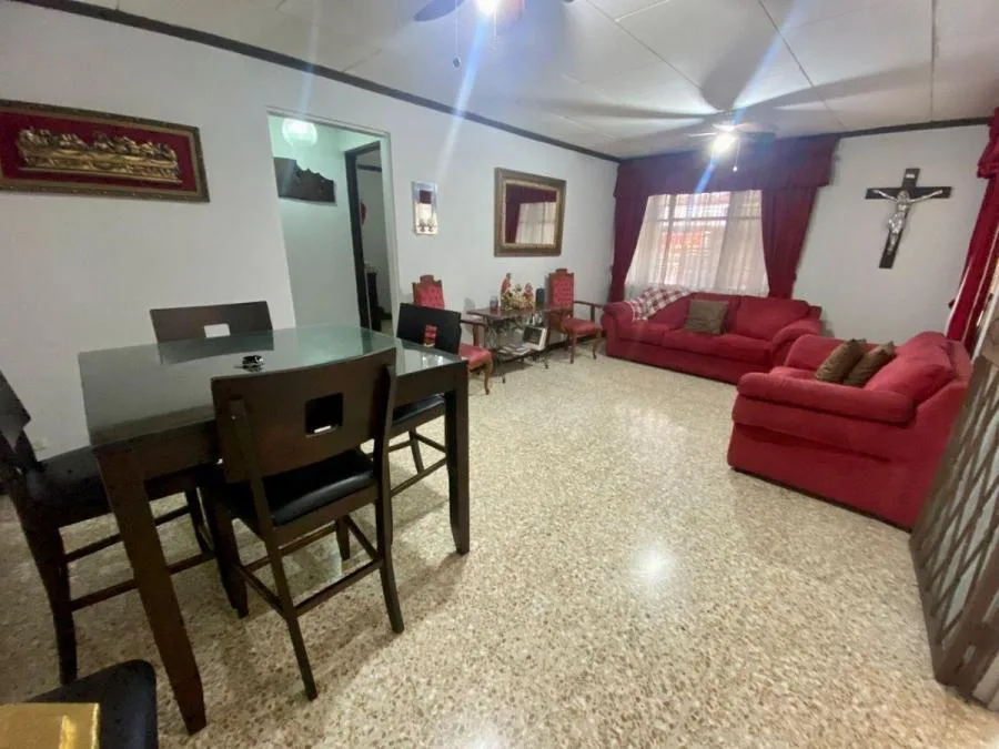 Venta de Casa con 7 habitaciones Uso de suelo Mixto en San Pedro Montes de Oca MGA - Venta en Montes de Oca — photo 3