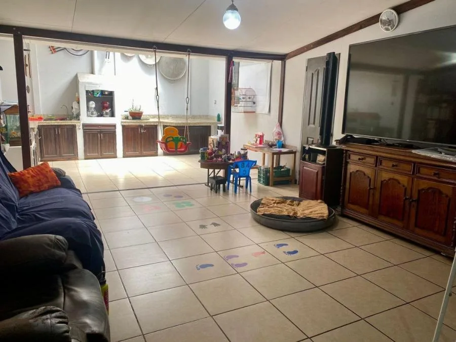 Venta de Casa con 7 habitaciones Uso de suelo Mixto en San Pedro Montes de Oca MGA - Venta en Montes de Oca — photo 5