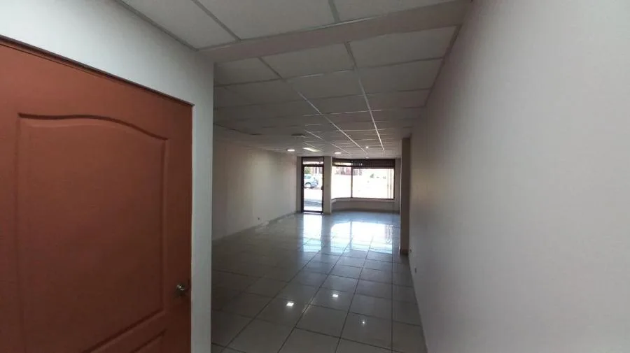 Venta de Edificio Comercial en Mata de Plátano, San José. RAH 26-588 - Venta en Goicoechea — photo 4