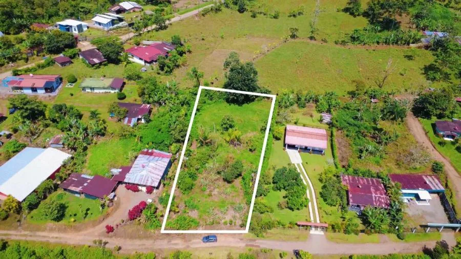 EN VENTA: LOTE RESIDENCIAL DE 2000 m² EN MIRAFLORES, PÉREZ ZELEDÓN - Venta en Perez Zeledón