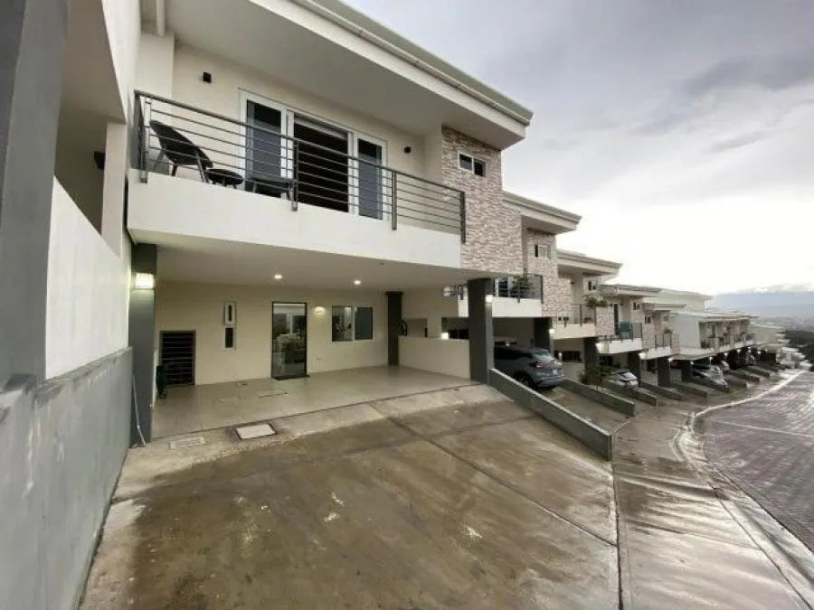 Se alquila apartamento en Santa Ana, Uruca (DJ 24-780) - Alquiler / Renta en Santa Ana