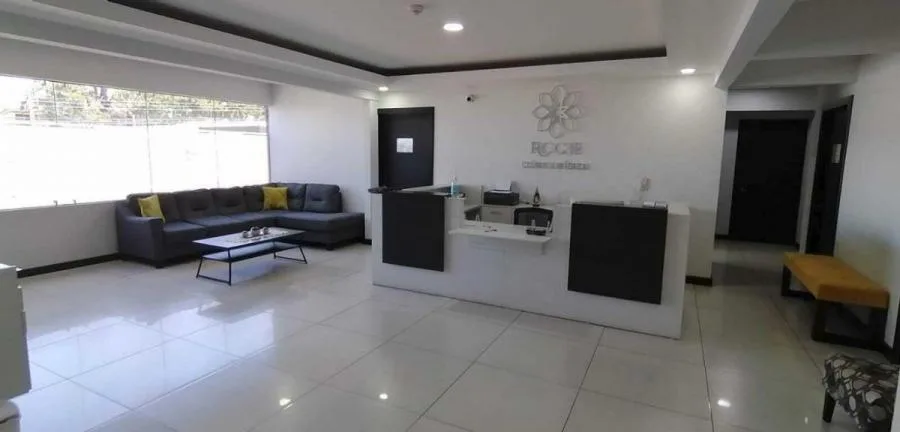 Venta de Clínica de 2 Niveles en San Pablo de Heredia - Venta en San Pablo — photo 3