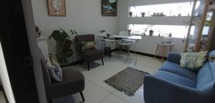 Venta de Clínica de 2 Niveles en San Pablo de Heredia - Venta en San Pablo — photo 5