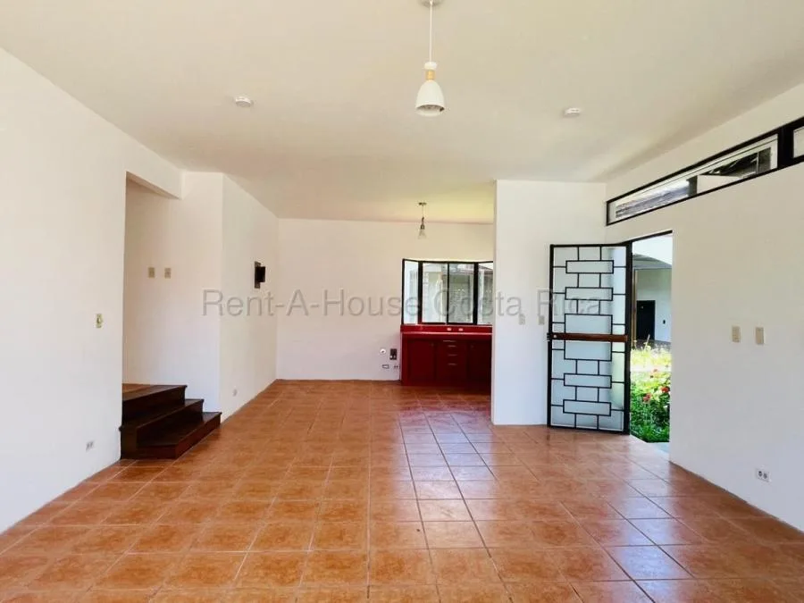 Casa con apartamento independiente y uso mixto oportunidad #26-1707 GS - Venta en Vasquez de Coronado — photo 5