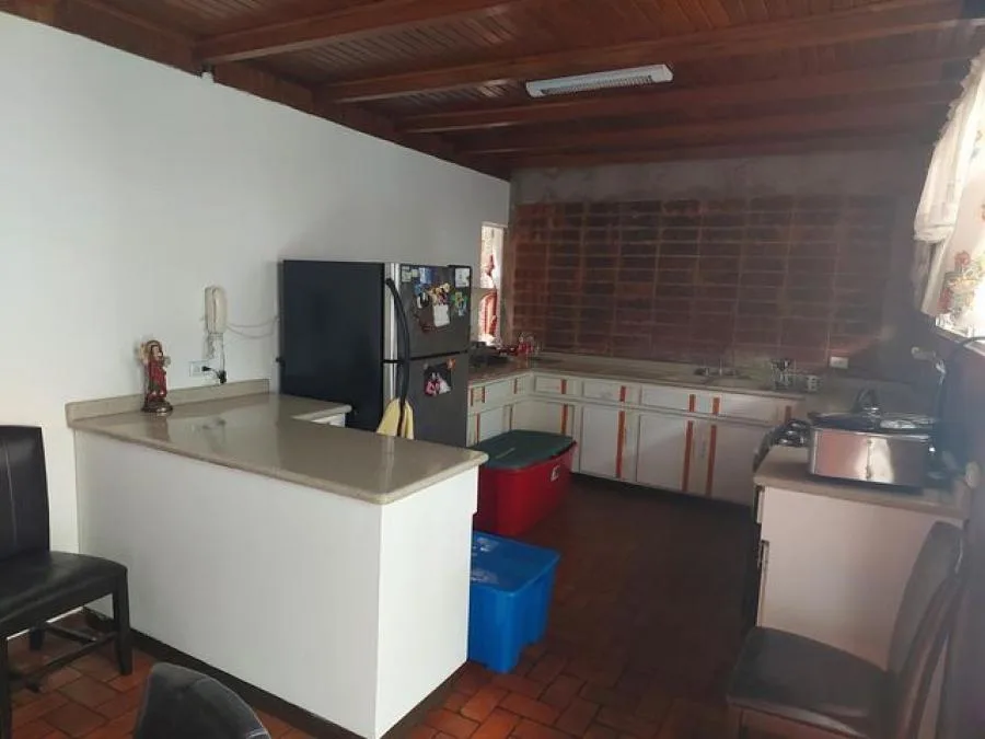 Alquiler de Casa en Calle Blancos-Goicoechea. RAH 26-788 - Alquiler / Renta en Goicoechea — photo 5