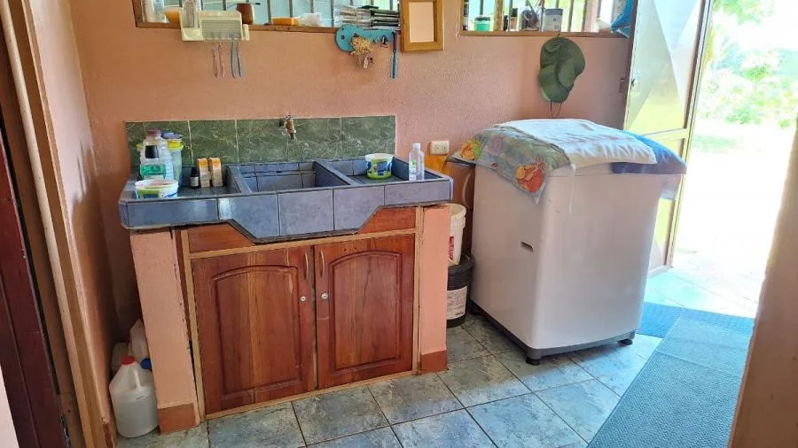 FINCA 5.5HA CON 2 CASAS Y AGUA TODO EL AÑO-PZ,COSTA RICA. - Venta en Perez Zeledón — photo 3