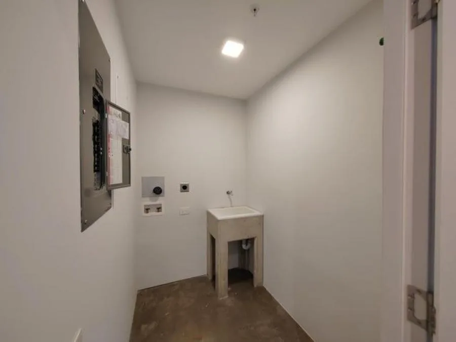 Se vende apartamento en Torre Iconnia, Mata Redonda (DJ 24-791) - Venta en San José — photo 4