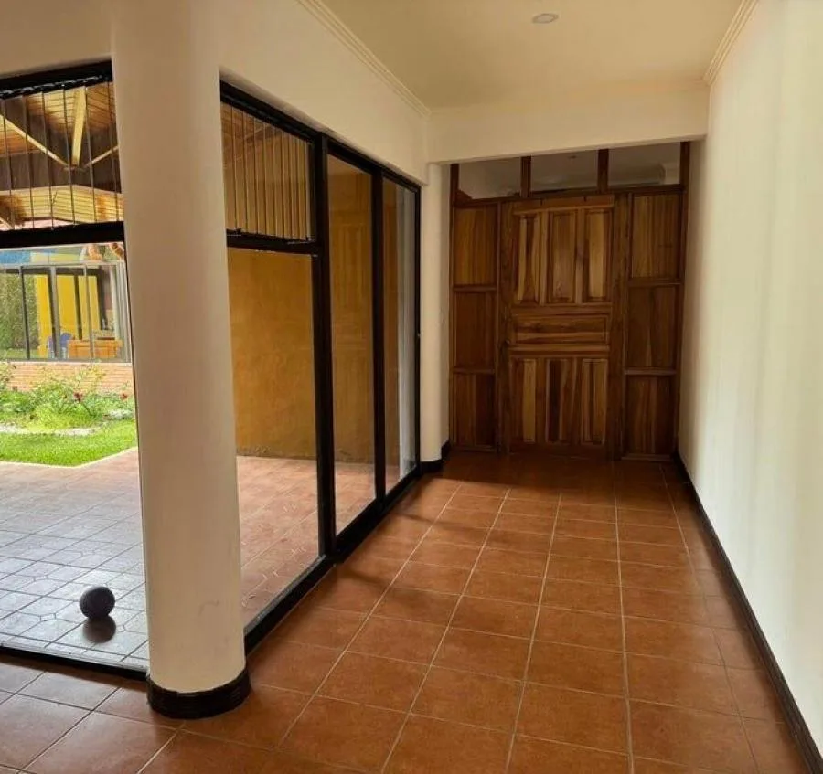 VENTA DE CASA EN SANTO DOMINGO DE HEREDIA PBR - Venta en Santo Domingo — photo 3