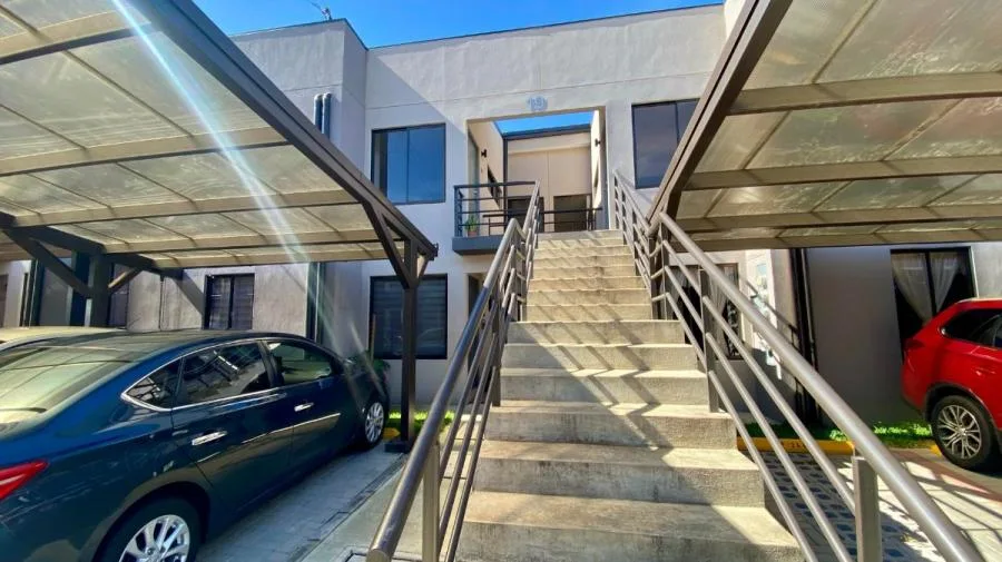 Alquiler de Apartamento en San Francisco de Heredia. RAH 26-381 - Alquiler / Renta en San Francisco