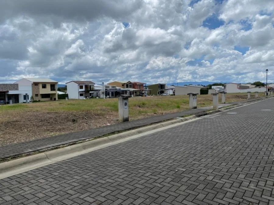 Venta de Casa en La Guácima de Alajuela. RAH 26-2032 - Venta en Alajuela