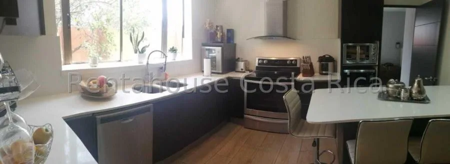 Casa en Venta en Santo Domingo, Heredia. RAH 22-1229 - Venta en Santo Domingo — photo 3