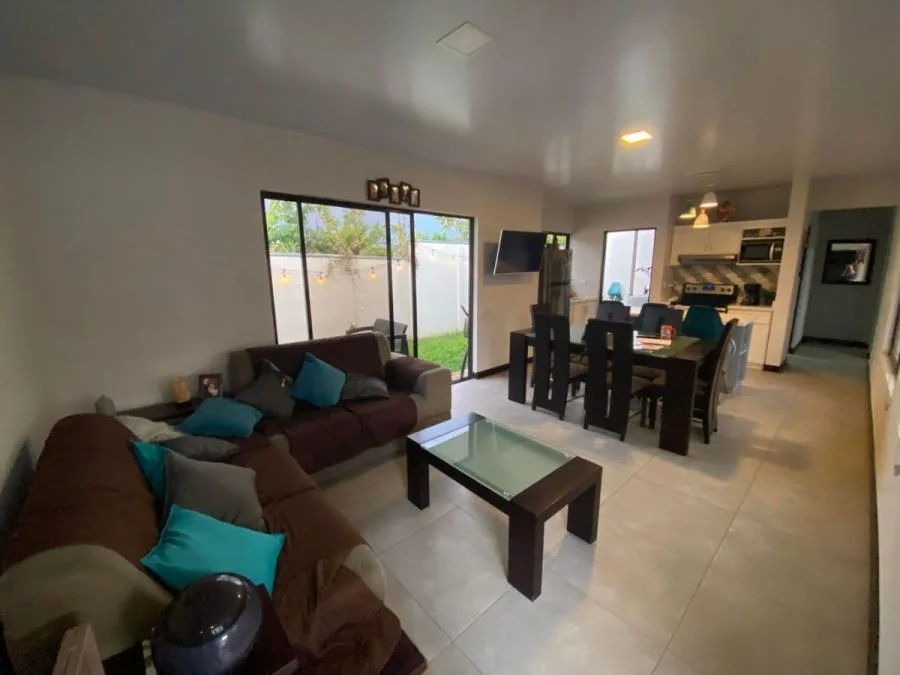 CASA EN VENTA EN PARÁ, SANTO DOMINGO RAH 24206  - Venta en Santo Domingo — photo 2