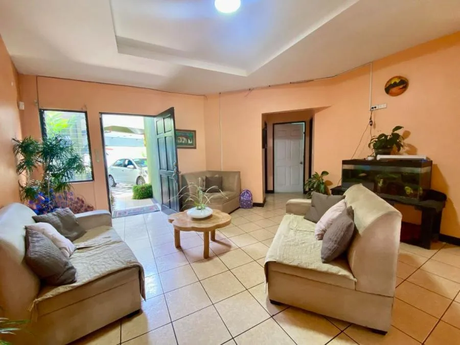 Venta de casa con 5 habitaciones en Tibas cinco esquinas MGA - Venta en Tibás — photo 5