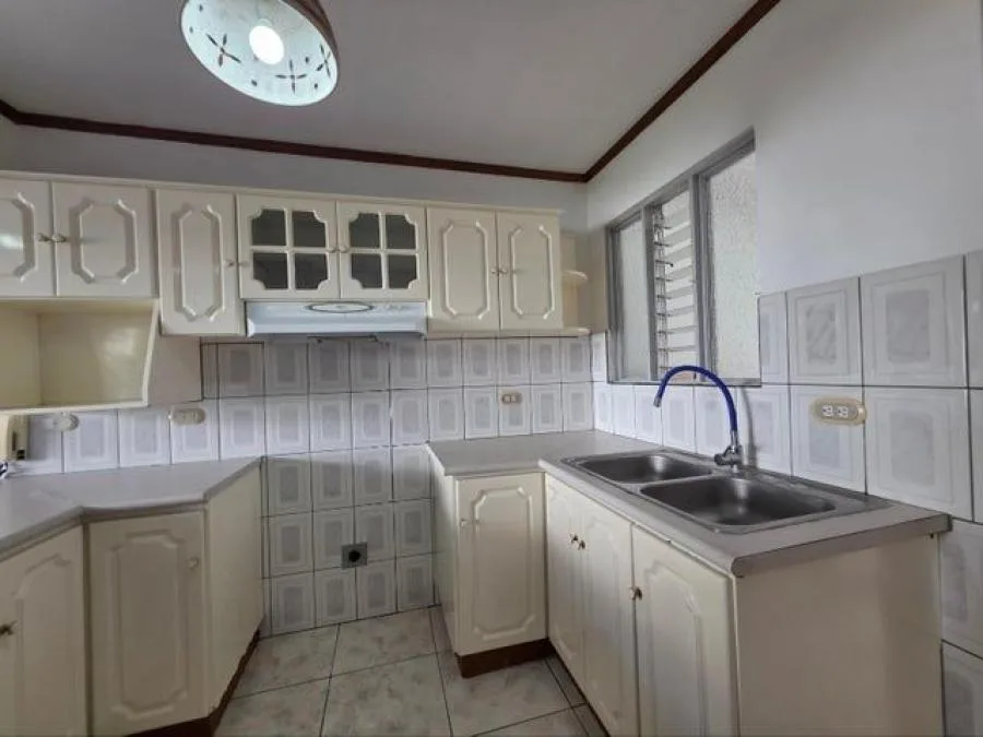 Venta de Apartamento en Goicoechea-Guadalupe. RAH 26-1288 - Venta en Goicoechea — photo 2