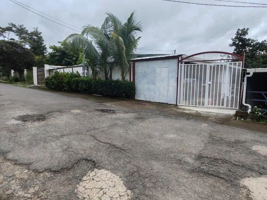 MLS-25-928 LS VENTA PROPIEDAD CON 3 APARTAMENTOS BARRANCA PUNTARENAS - Venta en Barranca