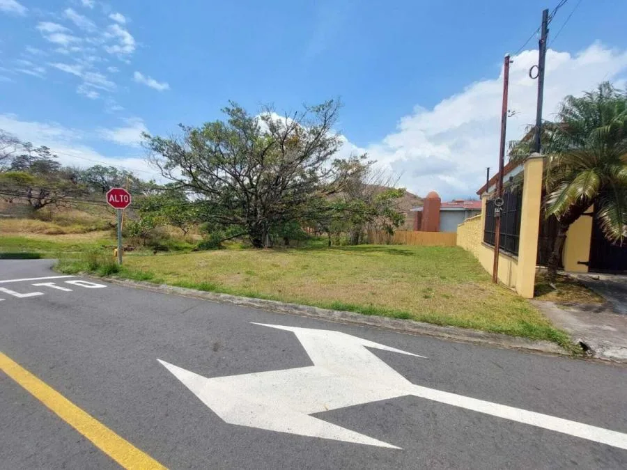 Venta de Apartamento en Escazú. RAH 26-1738 - Venta en Escazú