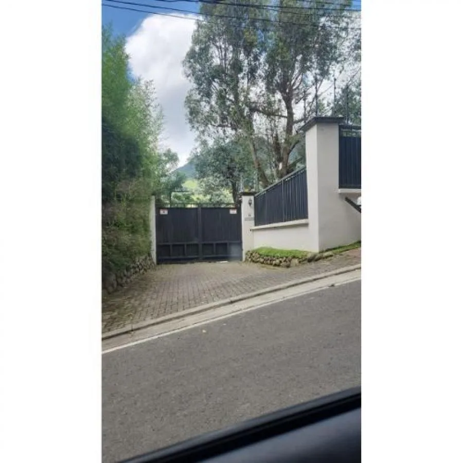 VENTA DE CASA CON DOS APARTAMENTOS, SAN JOSE, ESCAZÚ, SAN ANTONIO - Venta en Escazú