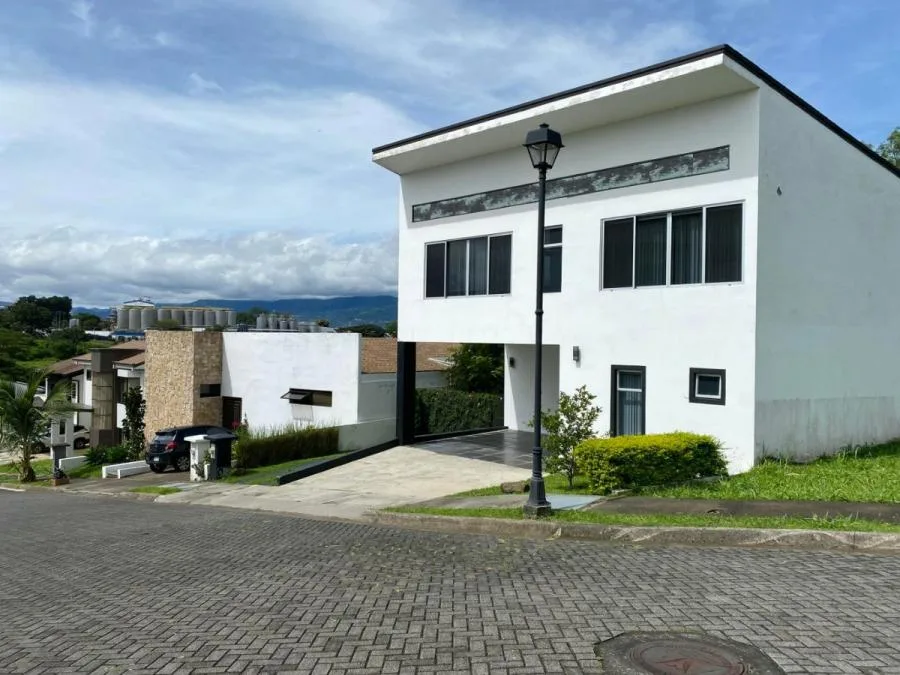 Venta de Casa en Río Segundo, Alajuela. RAH 26-26 - Venta en Río Segundo