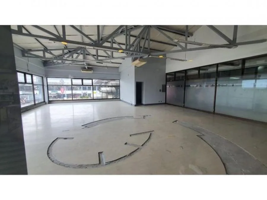 VENTA DE LOCAL, SAN JOSÉ, PLAZA ROHRMOSER - Venta en San José — photo 2