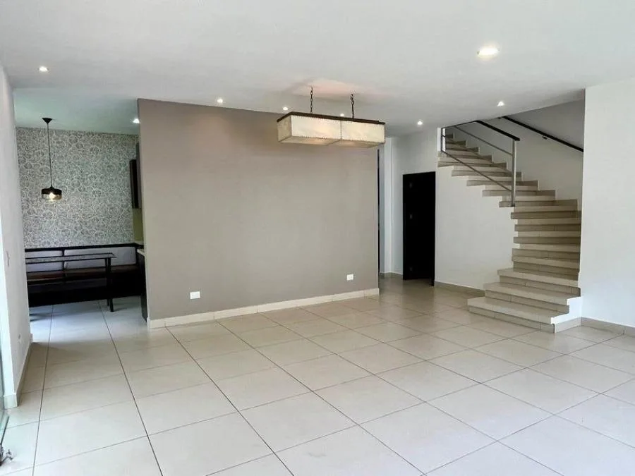 MLS-25-117 LS VENTA CASA CURRIDABAT SAN JOSE - Venta en Curridabat