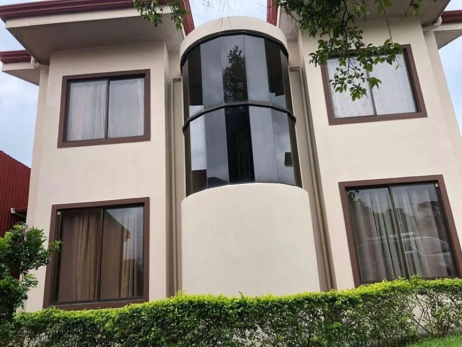 Casa en Venta en San Rafael de Heredia MLS #23-997 CL - Venta en San Rafael