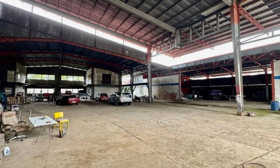 Venta de Bodega Industrial - Comercial en La Uruca, San José $2.400.000 #MO010 - Venta en Uruca