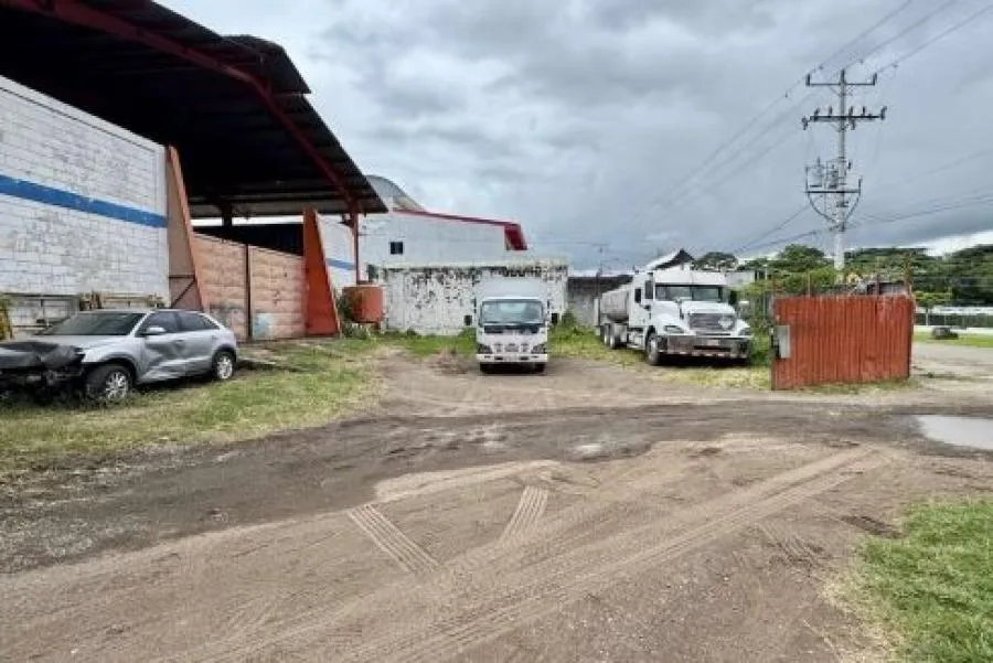 Venta de Bodega Industrial - Comercial en La Uruca, San José $2.400.000 #MO010 - Venta en Uruca — photo 4