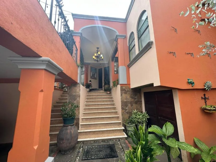 Casa en Venta en Moravia, San José. RAH 24-864 - Venta en San Vicente