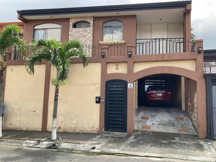 CASA EN VENTA EN TRES RÍOS, LA UNIÓN RAH 233387 - Venta en Tres Ríos