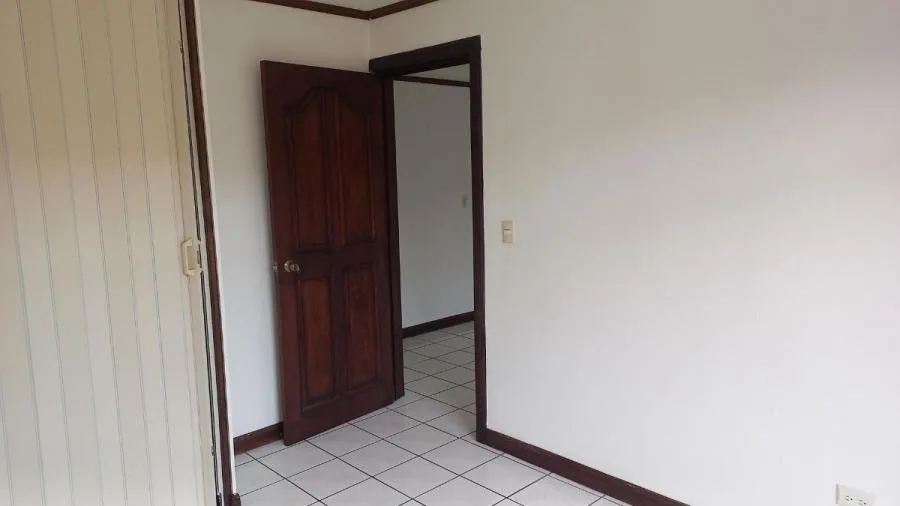 Apartamento en Venta en San Vicente, Moravia RAH #23167 - Venta en Moravia — photo 2