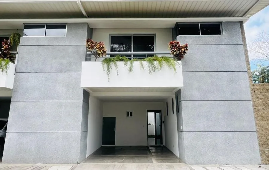 Venta de casa con muebles en Escazú, San Rafael - Venta en Escazú