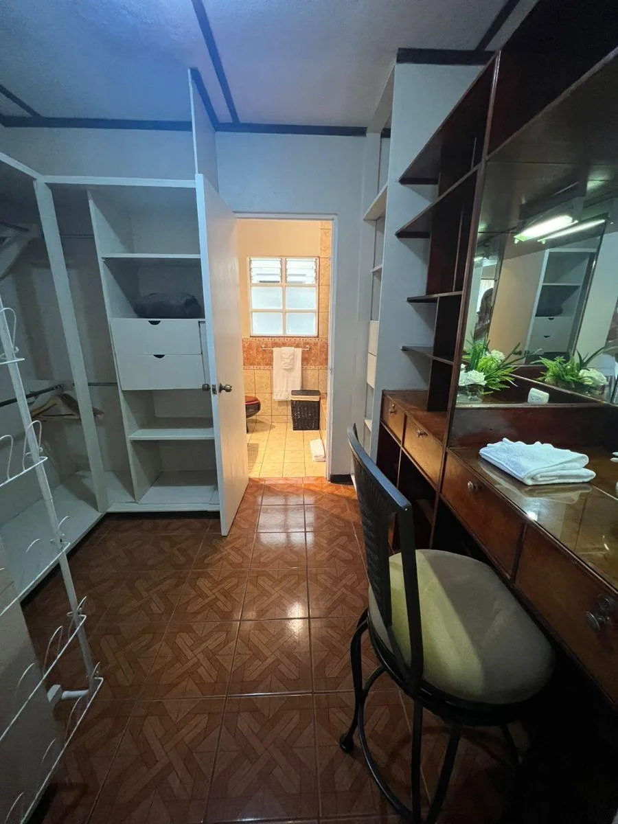 ALQUILER DE CASA AMUEBLADA EN LA URUCA - Alquiler / Renta en Uruca — photo 4
