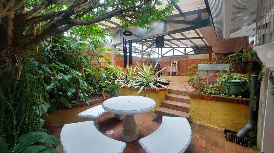 Alquiler de casa con 5 habitaciones en Montelimar Goicoechea MGA - Alquiler / Renta en Goicoechea