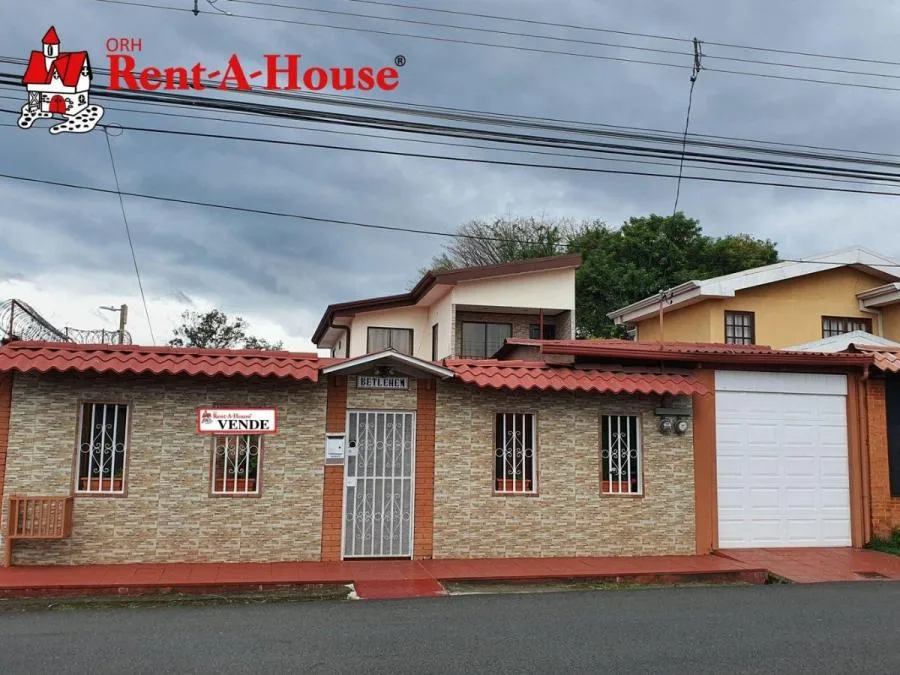 CASA EN VENTA EN SANTA ROSA, SANTO DOMINGO RAH 24670  - Venta en Santa Rosa