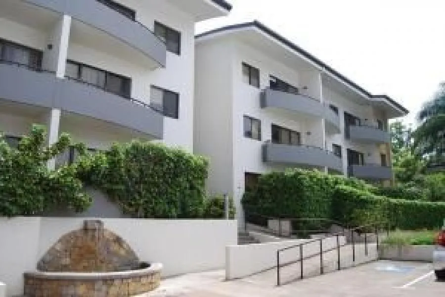 Alquiler de Apartamneto en Santa Ana .CA - Alquiler / Renta en Santa Ana