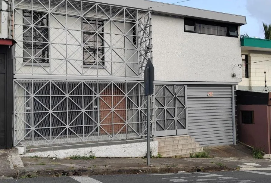 Venta de Casa en Goicoechea, San José. RAH 25-1741 - Venta en Goicoechea