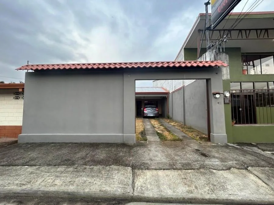 Venta de Casa en Heredia. RAH 23-2610 - Venta en Heredia