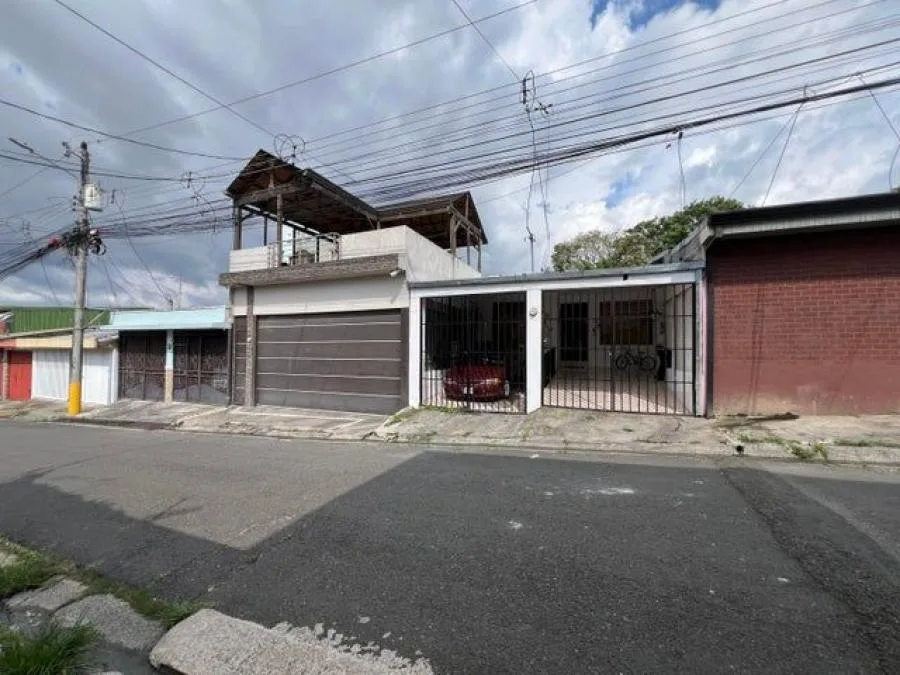 Venta de Casa en Desamparados, San José.  - Venta en Desamparados