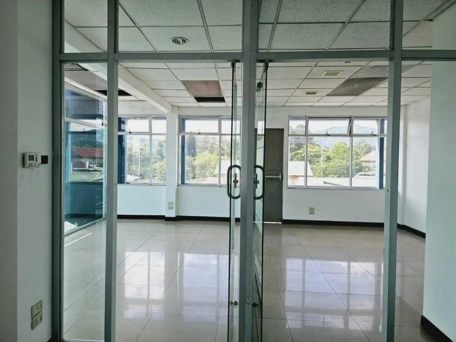 MLS-24-1891 LS ALQUILER OFICINA CURRIDABAT SAN JOSE - Alquiler / Renta en Curridabat
