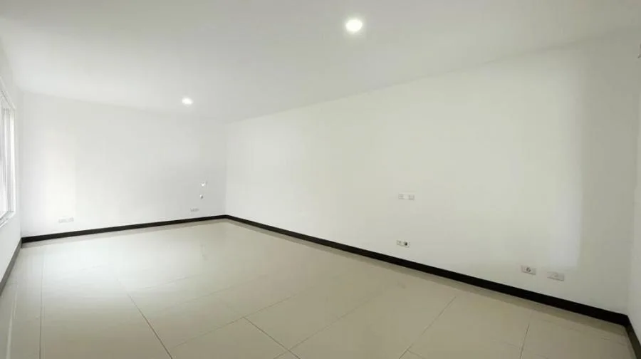 Venta de casa en San Antonio Escazú MGA - Venta en San Antonio — photo 4