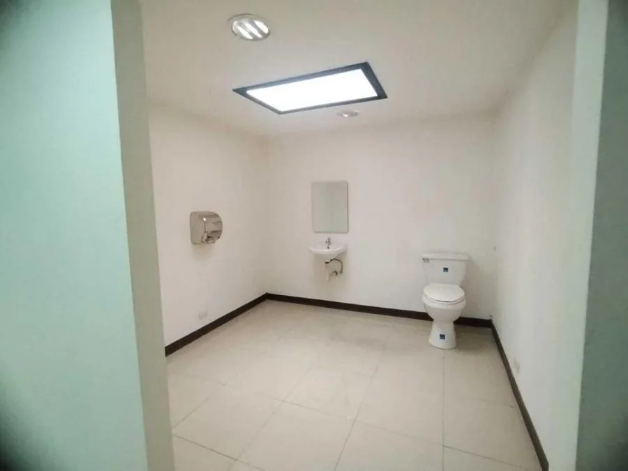 Venta de Edificio Comercial en Guadalupe, Goicoechea. RAH 25-1448 - Venta en Goicoechea — photo 5