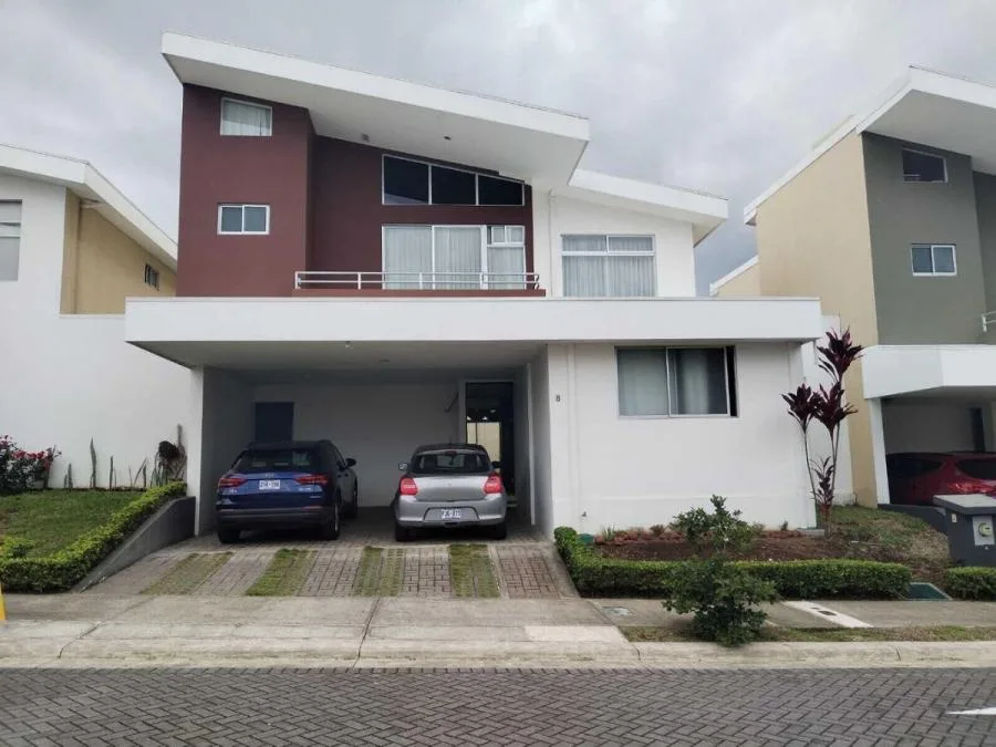 Venta de Casa en Montes de Oca, San José. RAH 26-905	  - Venta en Montes de Oca