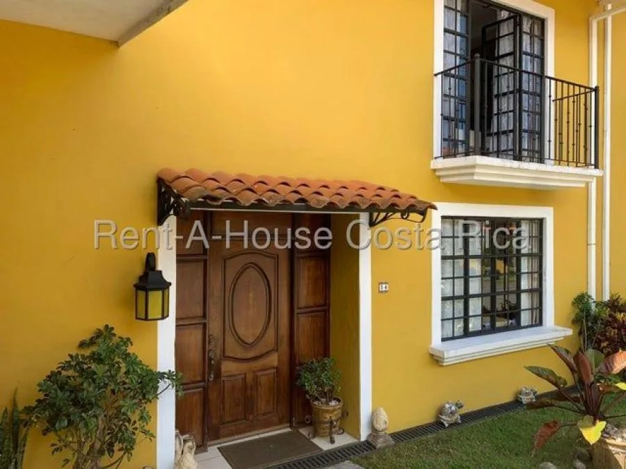 SE VENDE CASA CORONADO EN CONDOMINIO - Venta en Vasquez de Coronado