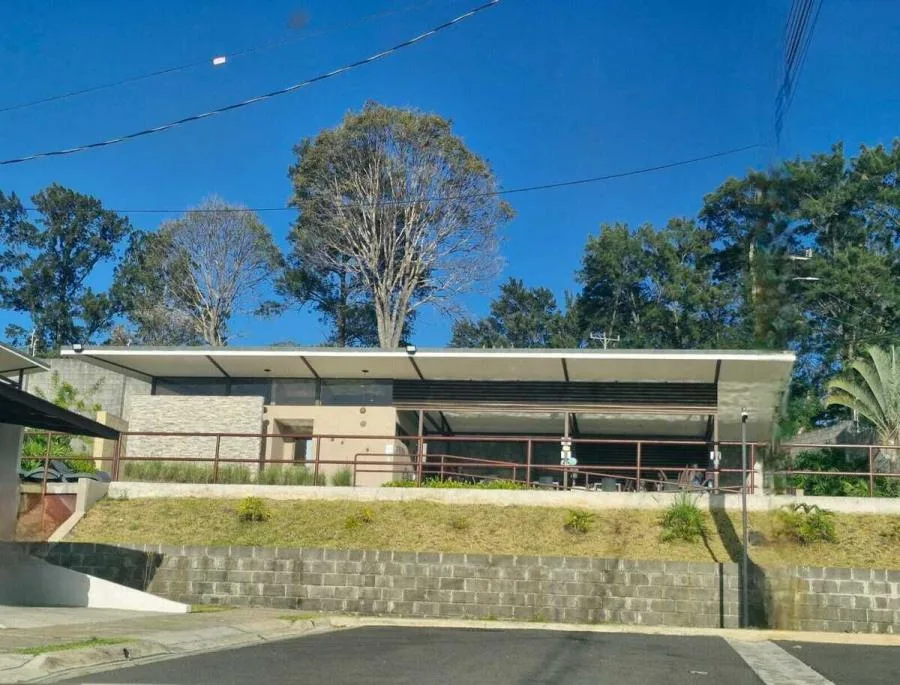 Venta de casa en condominio La Simona, Ulloa de Heredia US$ 155,000 #3819 - Venta en Heredia