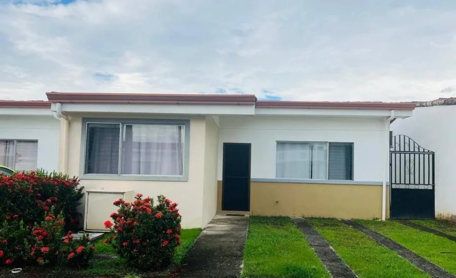 Alquiler de Casa en Parrita, Puntarenas. RAH 25-531 - Alquiler / Renta en Parrita