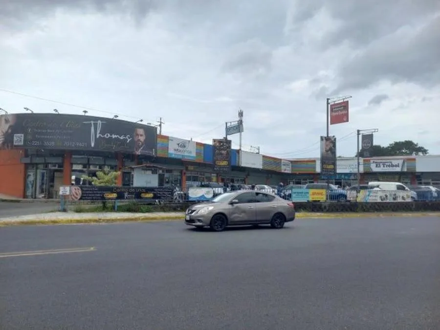 MLS-26-658 LS VENTA CENTRO COMERCIAL DESAMPARADOS SAN JOSE - Venta en Desamparados