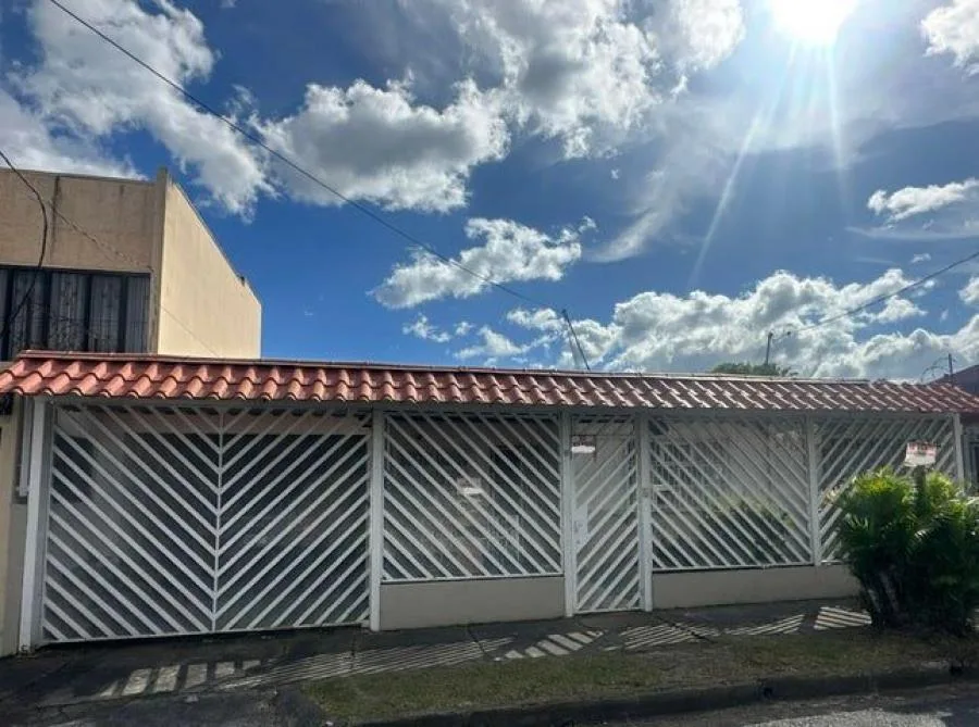 Venta de Casa en San Fco de Dos Ríos. RAH 26-1213 - Venta en San Francisco de Dos Ríos