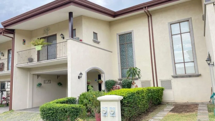 CASA CON CUATRO HABITACIONES EN VENTA EN BELEN, cod: CTL 25-1642 - Venta en Belén