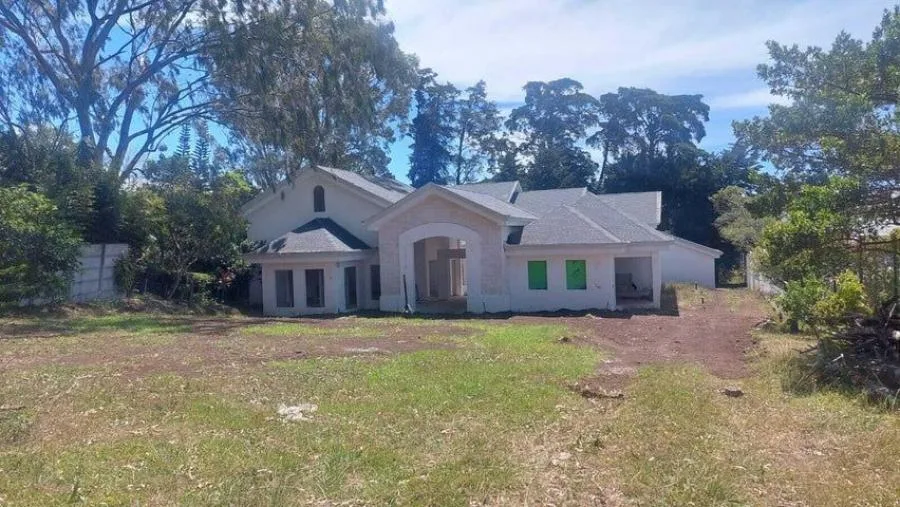 Casa por terminar en venta en residencial Aves del Paraiso, San Rafael RAH 232186 - Venta en San Rafael