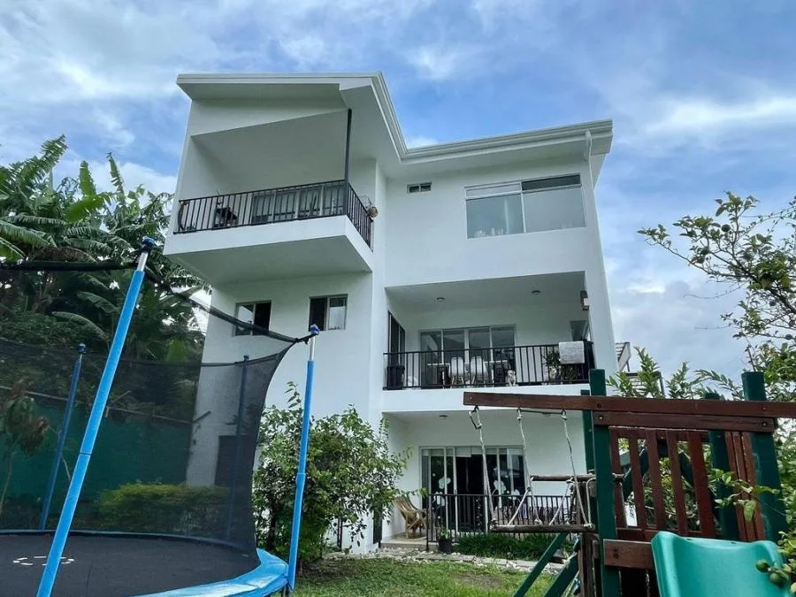 Casa en Venta en Escazú, San José. RAH 24-1755 - Venta en Escazú